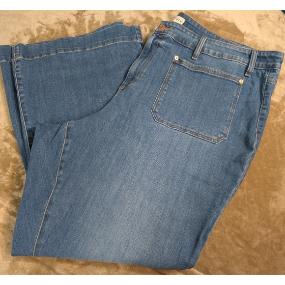 Ava & Viv Womens Plus Size 26 Blue Jeans Wash High-Rise Stretch Fair Trade - Picture 1 of 7